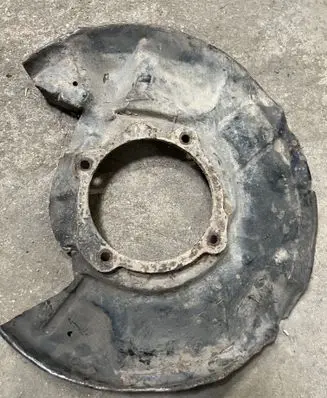 Toyota Land Cruiser (HDJ90) Front brake disc dust cover plate 