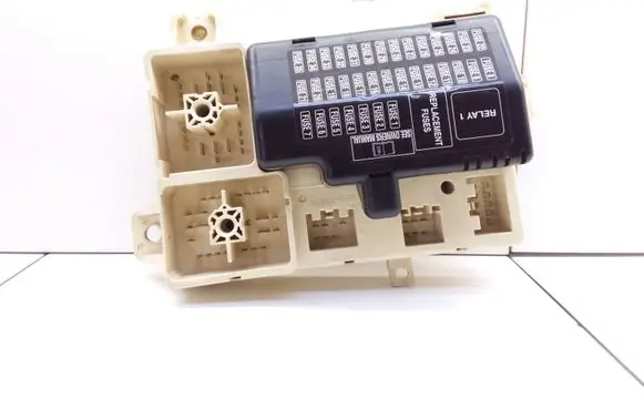 Jaguar S-Type Fuse box set XR8T14A067BA 9010802991