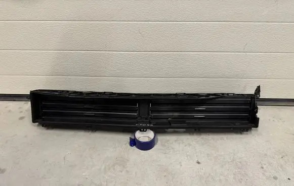 BYD Seal Intercooler air channel guide EKEA2803532-KPD92