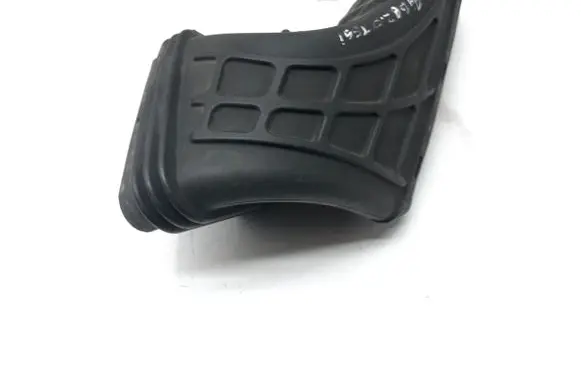 Audi A4 S4 B8 8K Air intake duct part 1021300S01