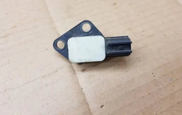 Volkswagen Eos Airbag deployment crash/impact sensor 1Q0959651