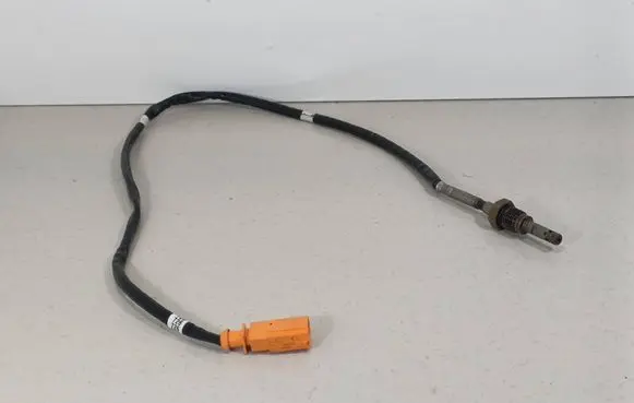 Skoda Octavia Mk3 (5E) Exhaust gas temperature sensor 6X0973802C 964057