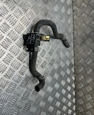 Coolant pipe/hose