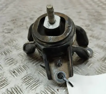 KIA Ceed Engine mount bracket 21810A5500