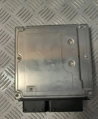 BMW 7 E65 E66 Engine control unit/module 0281013500