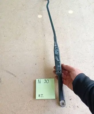 Opel Astra G Front wiper blade arm 598865656