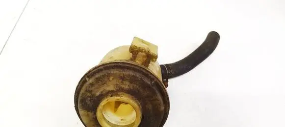 Nissan Terrano Power steering fluid tank/reservoir