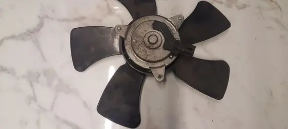 Nissan X-Trail T30 Air conditioning (A/C) fan (condenser) 