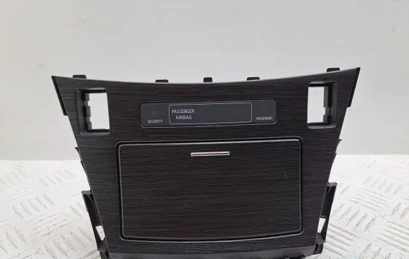 Toyota Avensis T270 Car ashtray 5880405901 7410205060