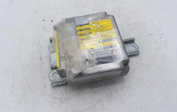 Toyota Avensis T220 Airbag control unit/module 8917005060 204247103