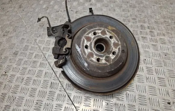 Mercedes-Benz ML W164 Rear wheel hub A1645400717