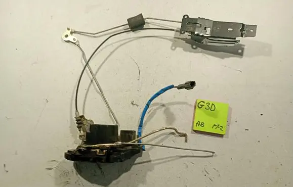 KIA Carnival Front door lock 813204D020