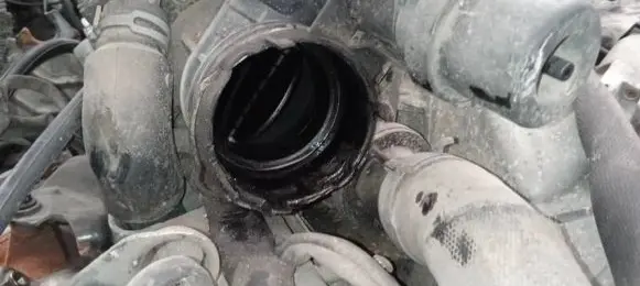 Mercedes-Benz A W169 Throttle valve
