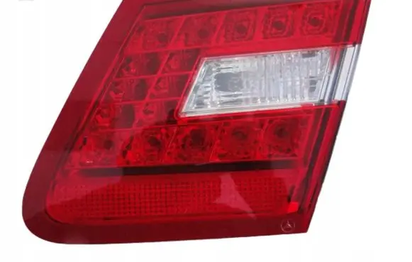 Mercedes-Benz E C207 W207 Tailgate rear/tail lights A2078200464
