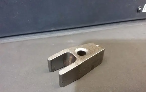 Mercedes-Benz S W221 Fuel Injector clamp holder