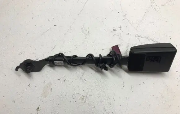 Ford Focus Front seatbelt buckle 61208