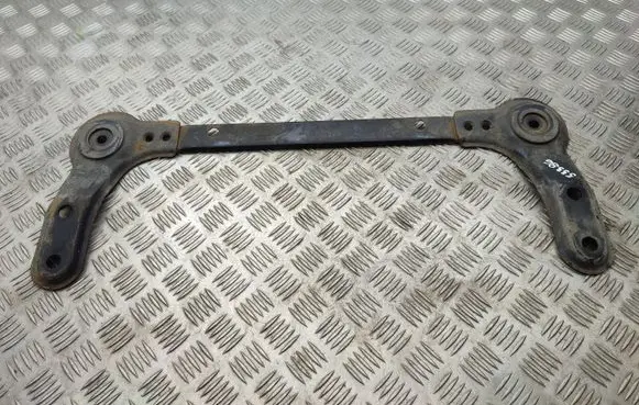 Nissan X-Trail T32 Bottom radiator support slam panel 