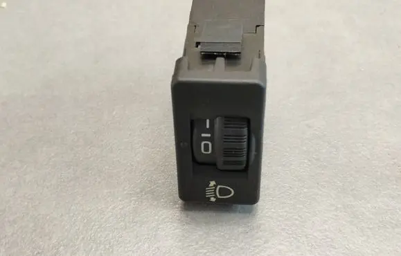 Peugeot 3008 I Headlight level height control switch 96366692XT