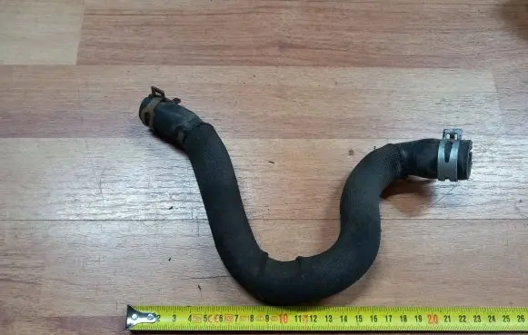 Nissan Qashqai Engine coolant pipe/hose