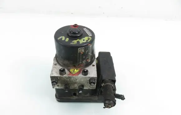 Volkswagen Golf IV ABS Pump 10096003133 1C0907379E 1J0614517E