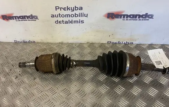Nissan Pathfinder R51 Front driveshaft