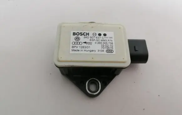 Audi A4 S4 B8 8K ESP acceleration yaw rate sensor 8K0907637C