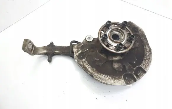 Mercedes-Benz C W205 Front wheel hub spindle knuckle A2053340300