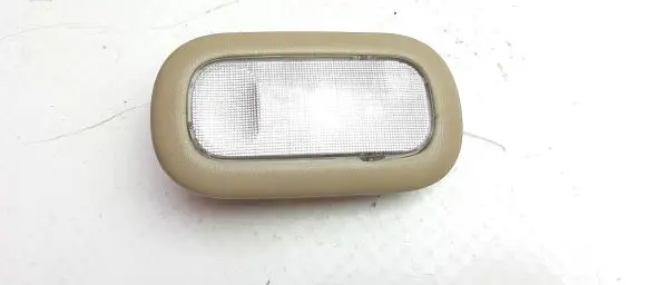 Nissan Quest Rear seat light M7624