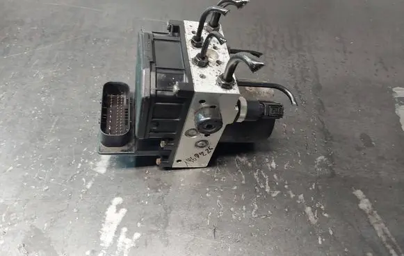 Volkswagen PASSAT B5.5 ABS Pump 4B0614517G 0265225124 0265950055