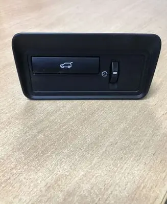 Land Rover Range Rover Sport L494 Tailgate opening switch CPLA11654CA