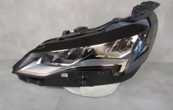 Peugeot 3008 II Headlight/headlamp 9836230280
