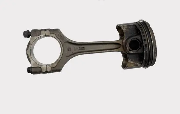 Alfa Romeo Giulia Piston with connecting rod 50050401