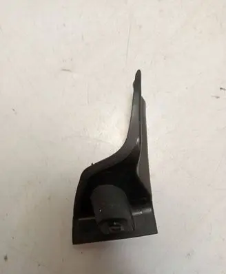 Jaguar F-Pace Fender end trim HK8316114