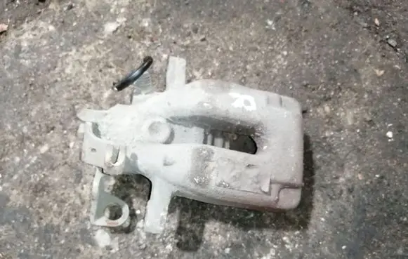 Citroen C4 I Rear brake caliper