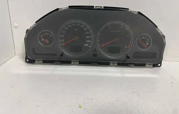 Volvo V70 Speedometer (instrument cluster) 30746102 2248 0020428