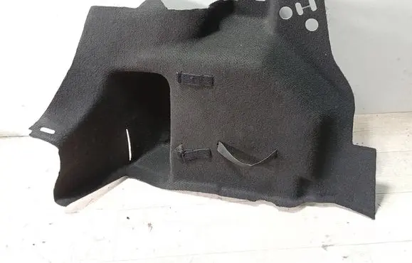 Trunk/boot side trim panel