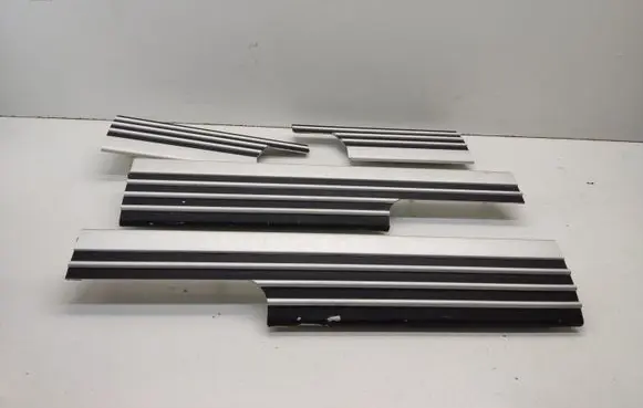 Land Rover Range Rover L322 sill trim set (inner) 