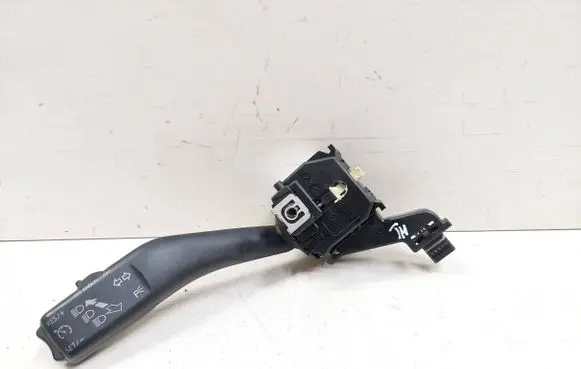Skoda Octavia Mk2 (1Z) Indicator stalk 1K0953513F 01103511