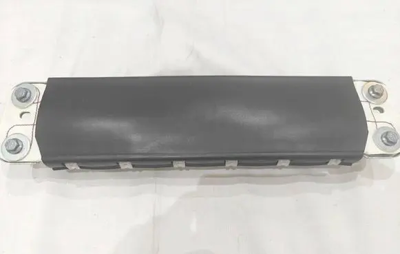 Alfa Romeo Giulia Knee airbag 0080P1100010 50535329 633853500E