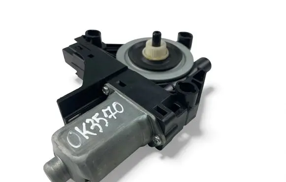 Volvo V70 Rear door window regulator motor 966264101