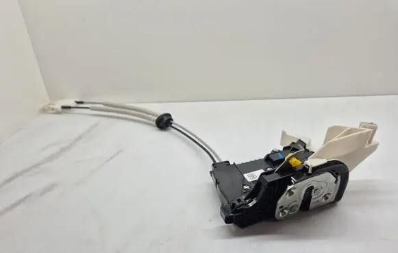 Hyundai Santa Fe Rear door lock 81410S1030