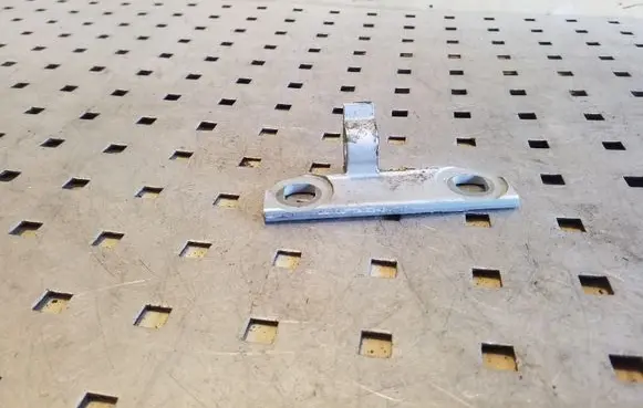 Volvo XC60 Front door lower hinge 
