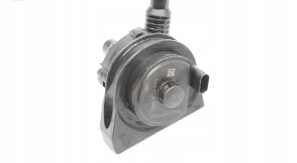 BMW X6M G06 F96 Electric auxiliary coolant/water pump 9844574