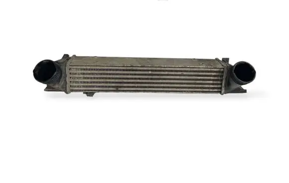 BMW 3 E90 E91 Intercooler radiator 7524916