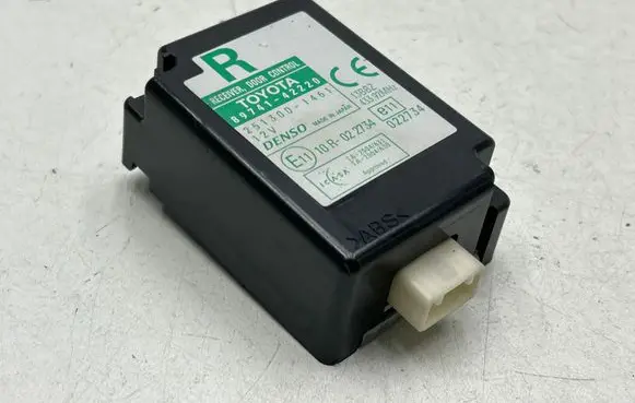 Toyota RAV 4 (XA30) Door control unit/module 8974142220 022734 2513001461
