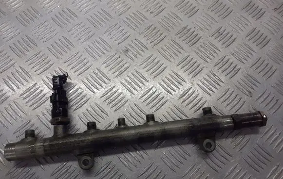 Renault Laguna II Fuel main line pipe 8200347176