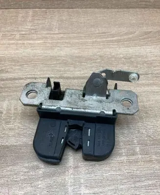 Volkswagen Polo Tailgate/trunk/boot lock/catch/latch 6Q6827505B