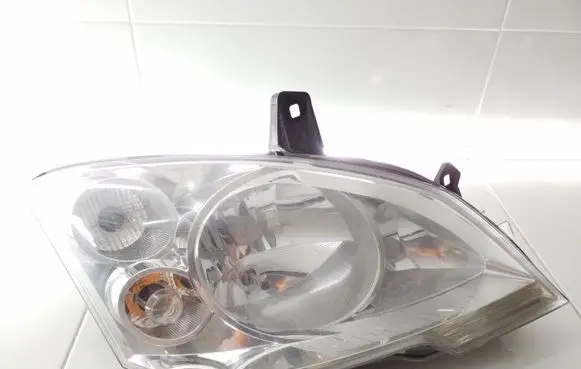 Mercedes-Benz Vito Viano W639 Headlight/headlamp A639201961