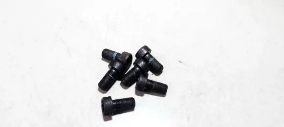 Opel Zafira B Nuts/bolts 