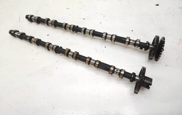 BMW X5 E53 Camshaft 7788781 7788782